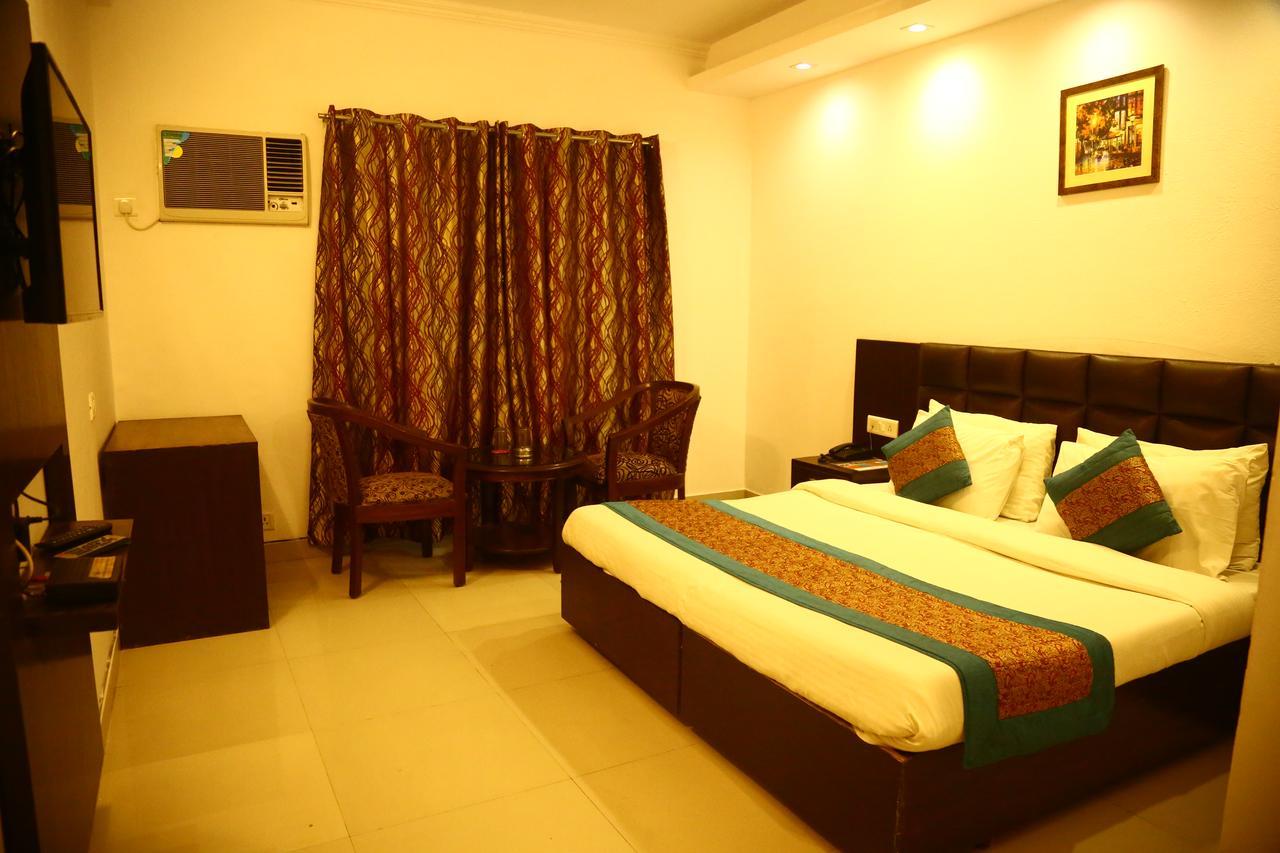 Hotel Smart Inn-2 New Delhi Ngoại thất bức ảnh
