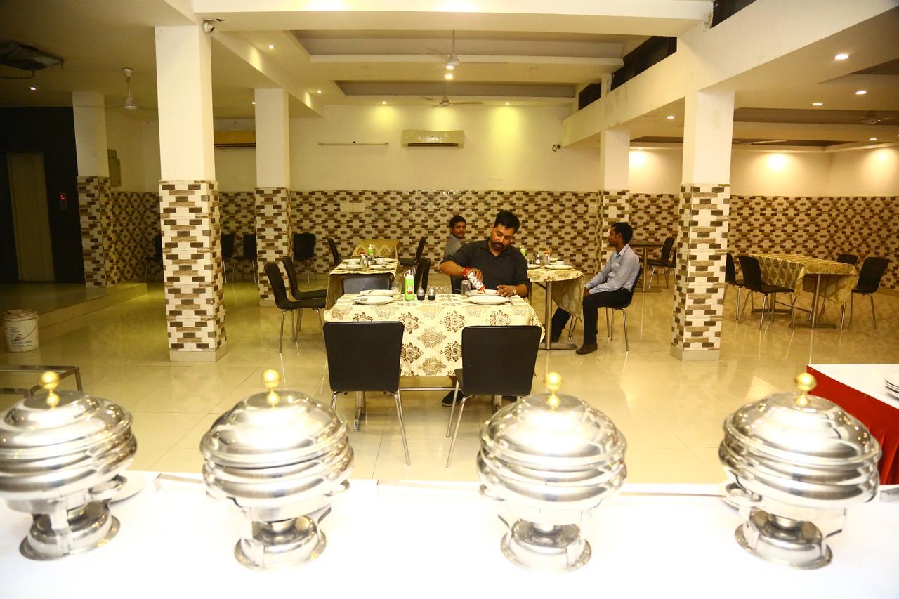 Hotel Smart Inn-2 New Delhi Ngoại thất bức ảnh