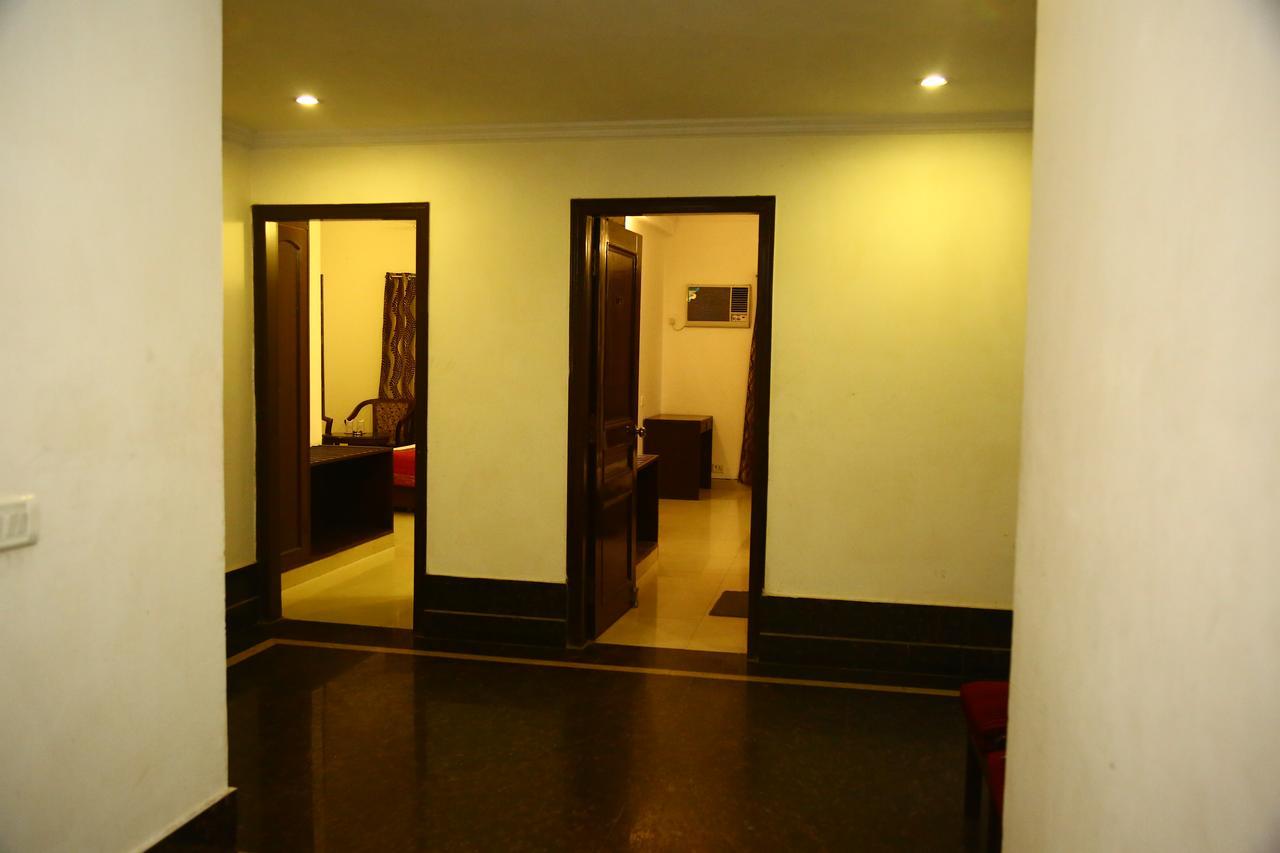 Hotel Smart Inn-2 New Delhi Ngoại thất bức ảnh