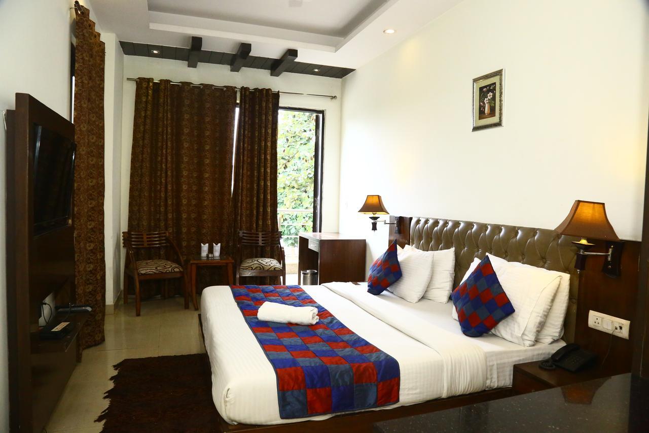 Hotel Smart Inn-2 New Delhi Ngoại thất bức ảnh