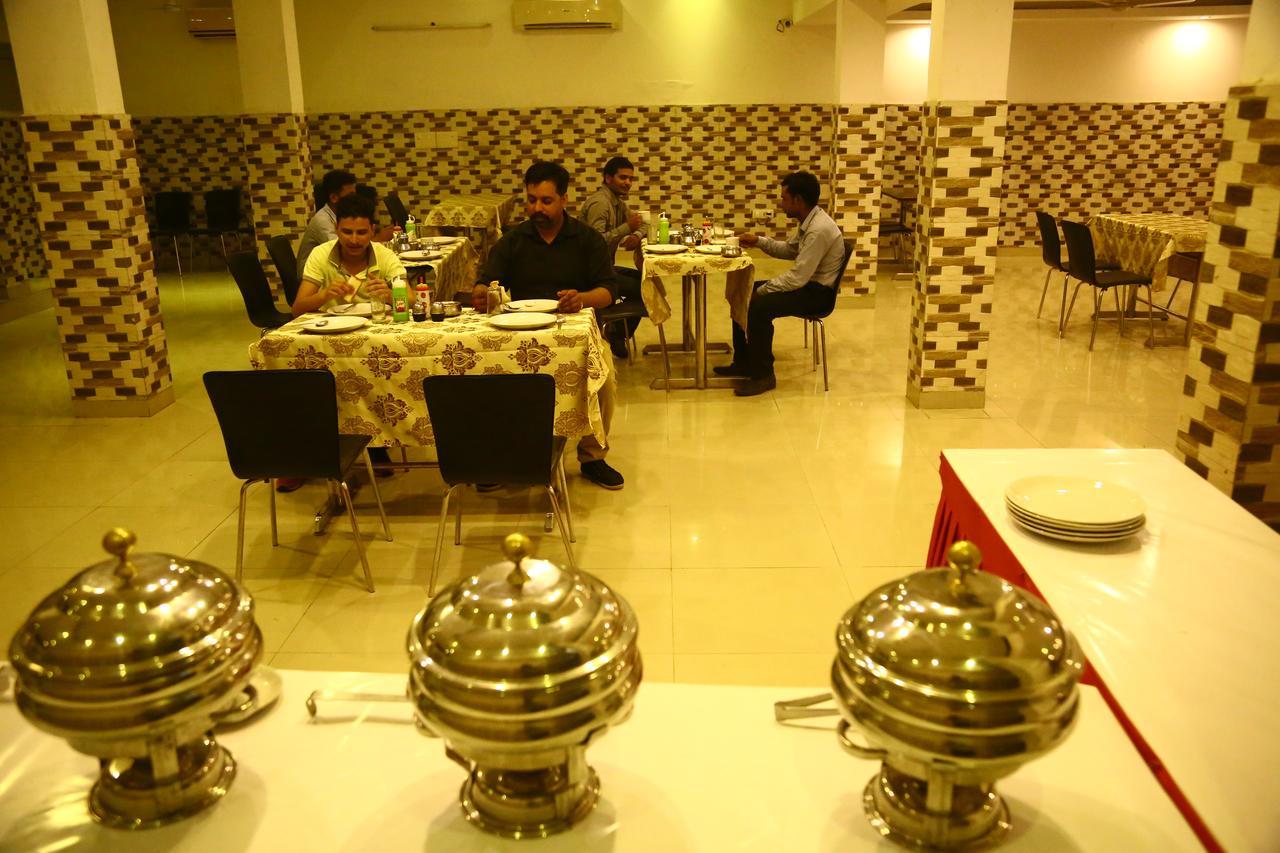 Hotel Smart Inn-2 New Delhi Ngoại thất bức ảnh