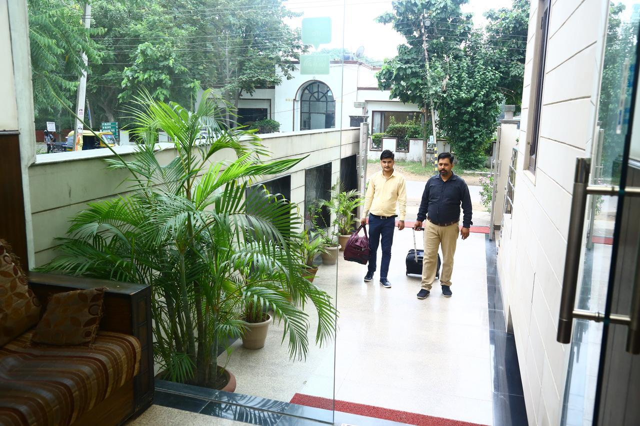Hotel Smart Inn-2 New Delhi Ngoại thất bức ảnh